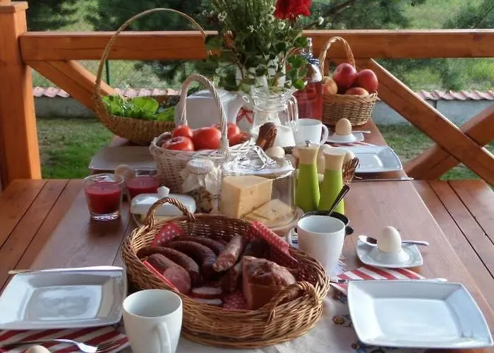 Dom Drewniany Na Kaszubach, Rzeka, Las, Pola, Niedaleko Jeziora Lägenhet