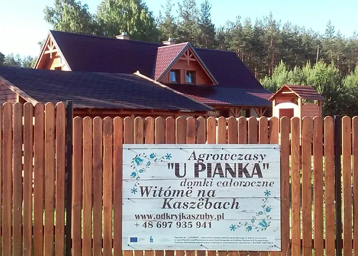 Dom Drewniany Na Kaszubach, Rzeka, Las, Pola, Niedaleko Jeziora Nowa Kiszewa