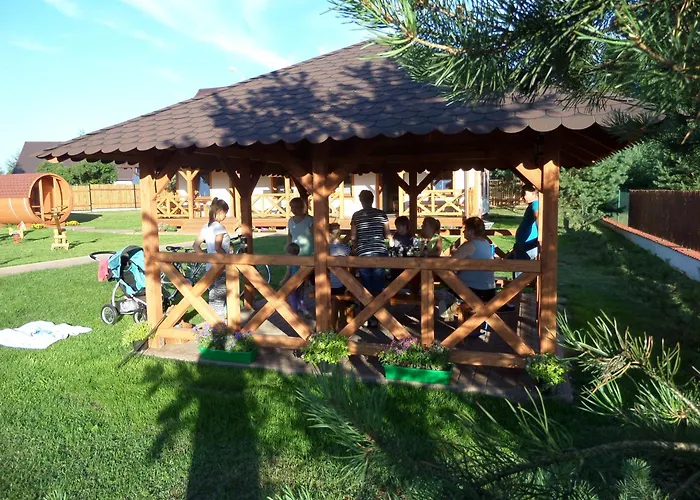 Dom Drewniany Na Kaszubach, Rzeka, Las, Pola, Niedaleko Jeziora Lägenhet